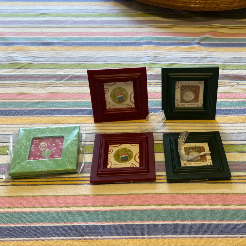 5 Creative Memories Festive Red and Green Picture Frame Ornaments